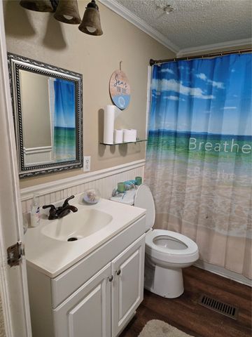 126 Bay Drive, Mabank, TX 75156