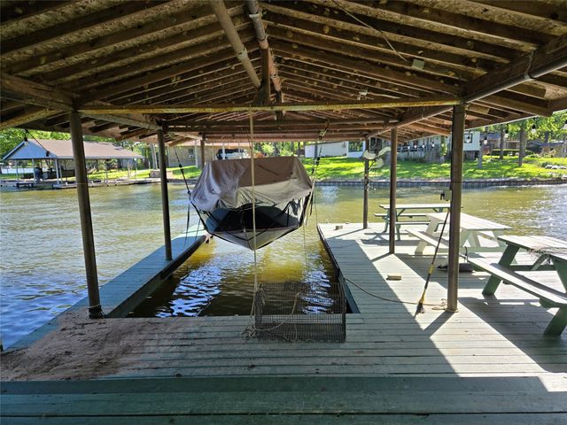126 Bay Drive, Mabank, TX 75156