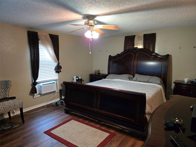 126 Bay Drive, Mabank, TX 75156