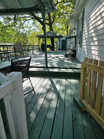 126 Bay Drive, Mabank, TX 75156