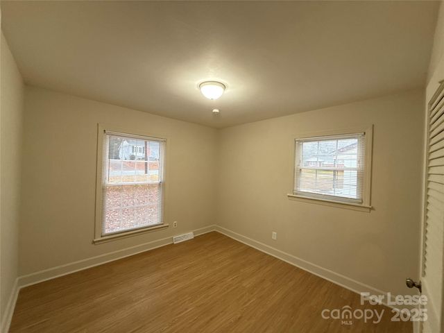 4409 Brooktree Drive, Charlotte, NC 28208