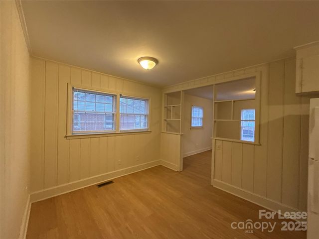 4409 Brooktree Drive, Charlotte, NC 28208