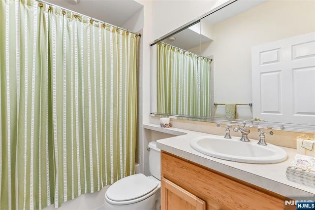 24 Morning Glory Court, Brick, NJ 08724