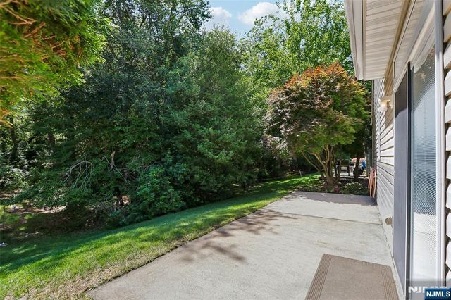 24 Morning Glory Court, Brick, NJ 08724