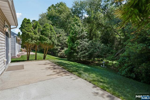 24 Morning Glory Court, Brick, NJ 08724
