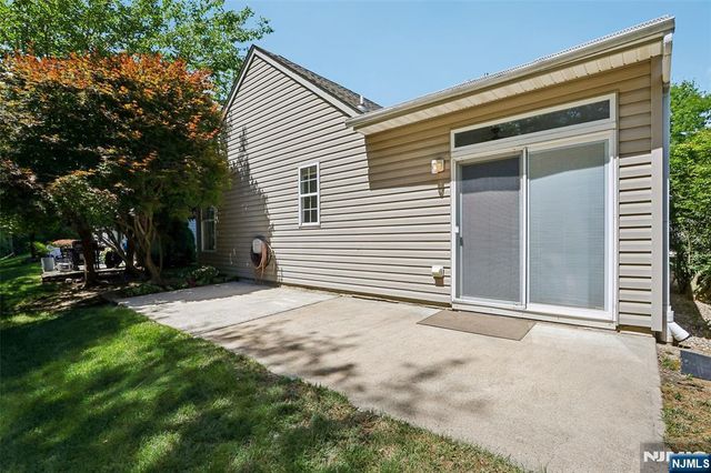 24 Morning Glory Court, Brick, NJ 08724