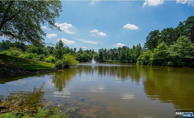 24 Morning Glory Court, Brick, NJ 08724