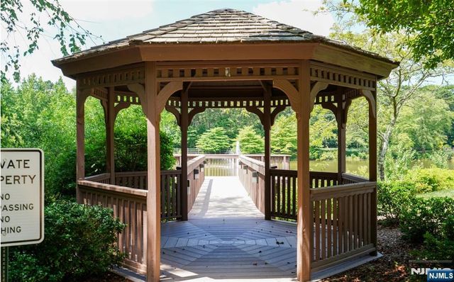 24 Morning Glory Court, Brick, NJ 08724