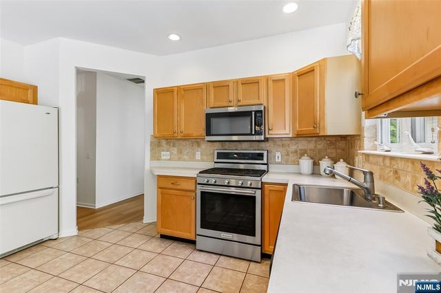 24 Morning Glory Court, Brick, NJ 08724