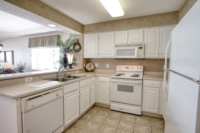 1003 S Ocean Blvd Unit 607, North Myrtle Beach, SC 29582