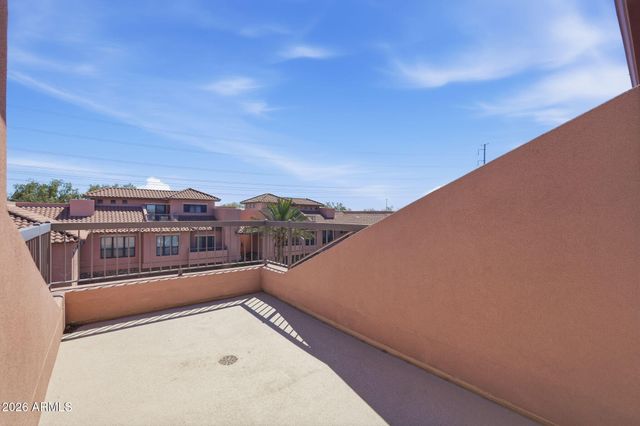 20660 N 40TH Street 2012, Phoenix, AZ 85050