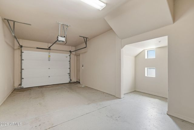 20660 N 40TH Street 2012, Phoenix, AZ 85050