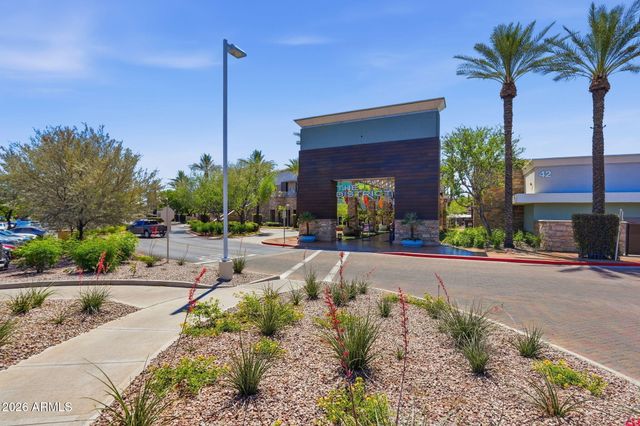 20660 N 40TH Street 2012, Phoenix, AZ 85050