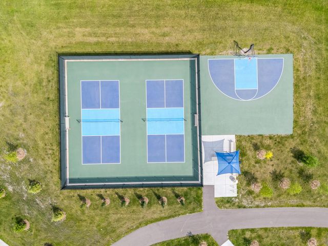 2150 Pepin Drive, Lino Lakes, MN 55038