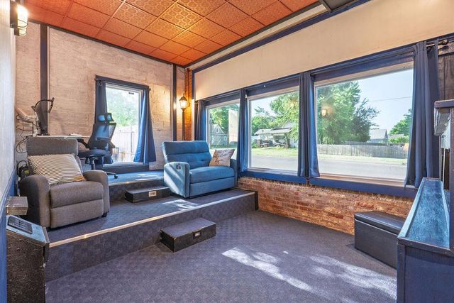 1302 E Main Street, Shawnee, OK 74801