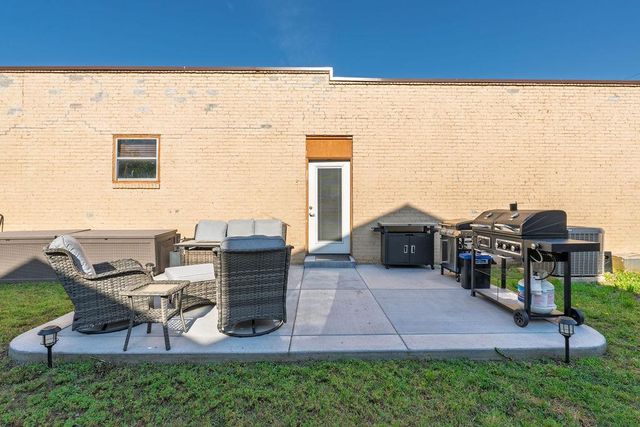 1302 E Main Street, Shawnee, OK 74801