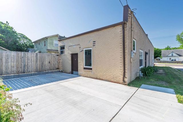 1302 E Main Street, Shawnee, OK 74801
