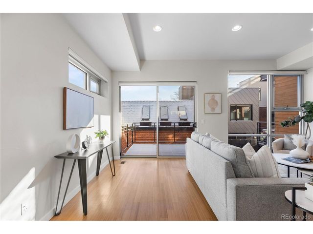 1822 W 33rd Ave 103, Denver, CO 80211