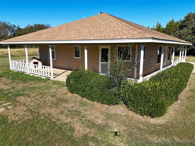 7583 Muncrief Road, Kingston, OK 73439