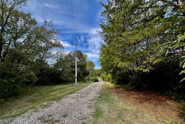 7583 Muncrief Road, Kingston, OK 73439