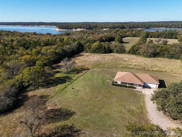 7583 Muncrief Road, Kingston, OK 73439