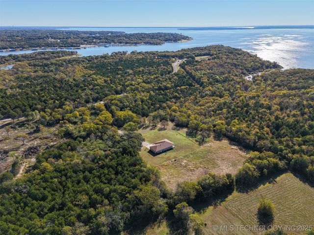 7583 Muncrief Road, Kingston, OK 73439