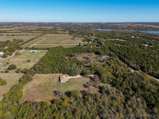 7583 Muncrief Road, Kingston, OK 73439