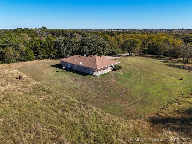 7583 Muncrief Road, Kingston, OK 73439