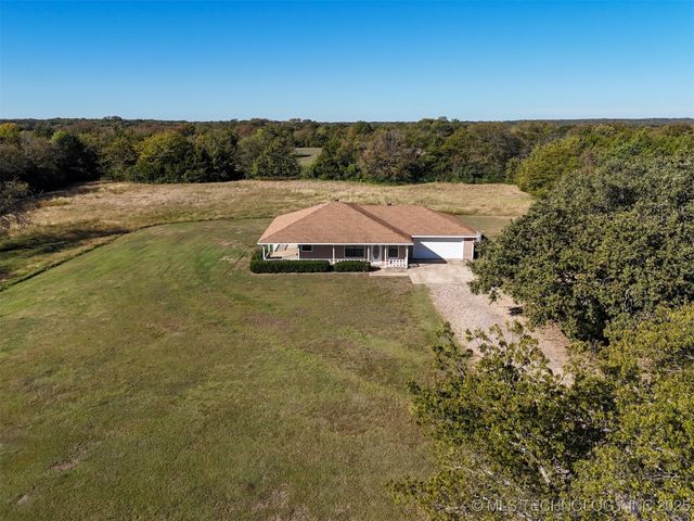 7583 Muncrief Road, Kingston, OK 73439