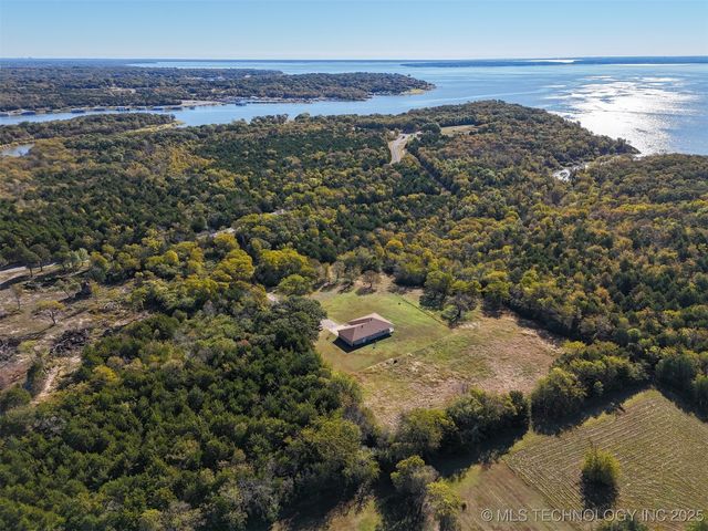 7583 Muncrief Road, Kingston, OK 73439