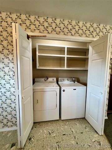 7583 Muncrief Road, Kingston, OK 73439