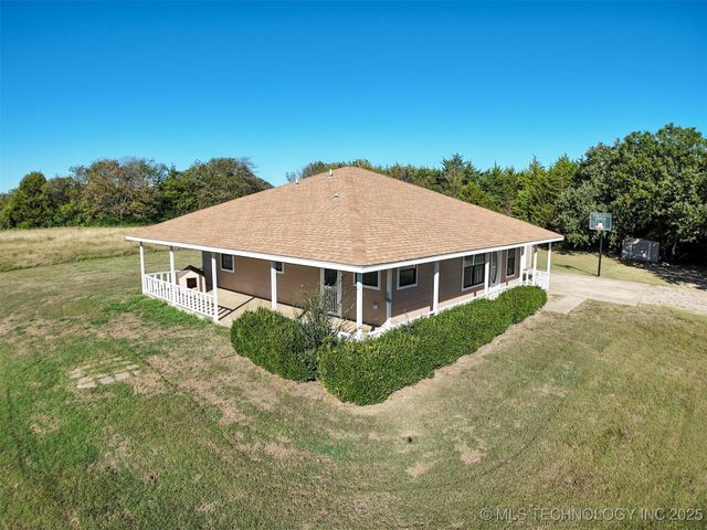 7583 Muncrief Road, Kingston, OK 73439