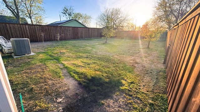 307 S New Mexico Street, Celina, TX 75009