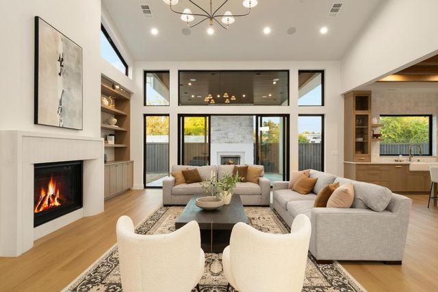4111 Hardrock Ct, Rocklin, CA 95677