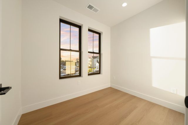 4111 Hardrock Ct, Rocklin, CA 95677