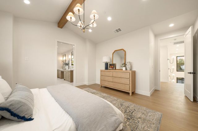 4111 Hardrock Ct, Rocklin, CA 95677