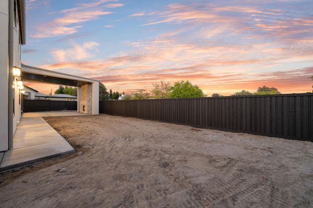4111 Hardrock Ct, Rocklin, CA 95677