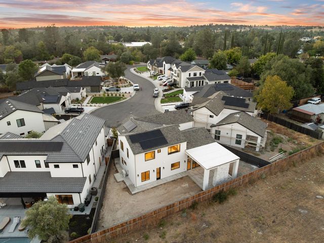 4111 Hardrock Ct, Rocklin, CA 95677