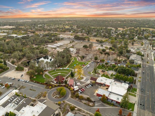4111 Hardrock Ct, Rocklin, CA 95677