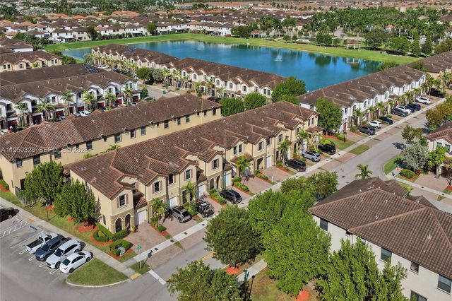 25342 SW 115th Ave, Homestead, FL 33032