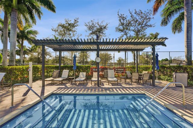 25342 SW 115th Ave, Homestead, FL 33032