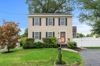 61 Larch Street, Manchester, NH 03102
