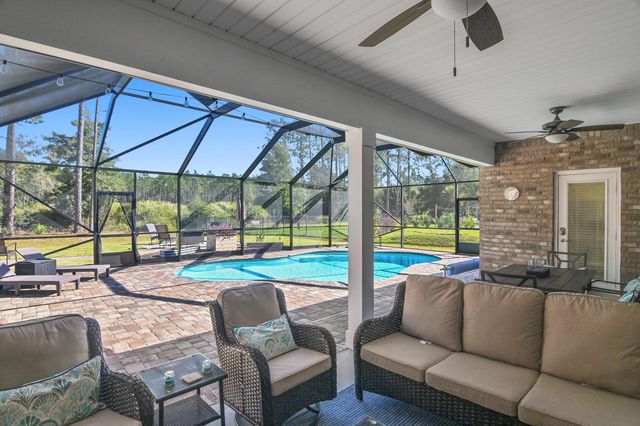 588 Windswept Boulevard, Freeport, FL 32439