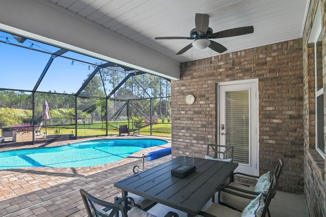 588 Windswept Boulevard, Freeport, FL 32439