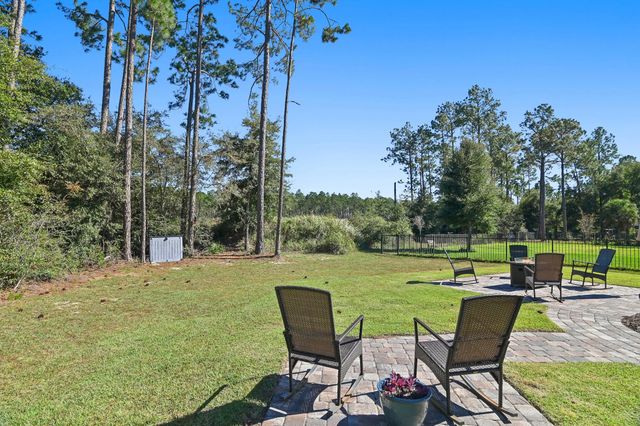 588 Windswept Boulevard, Freeport, FL 32439