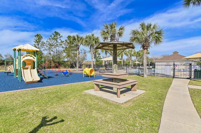 588 Windswept Boulevard, Freeport, FL 32439