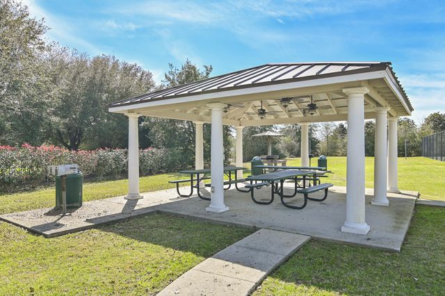 588 Windswept Boulevard, Freeport, FL 32439