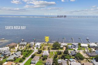 3375 Edgewater Dr, Gulf Breeze, FL 32563