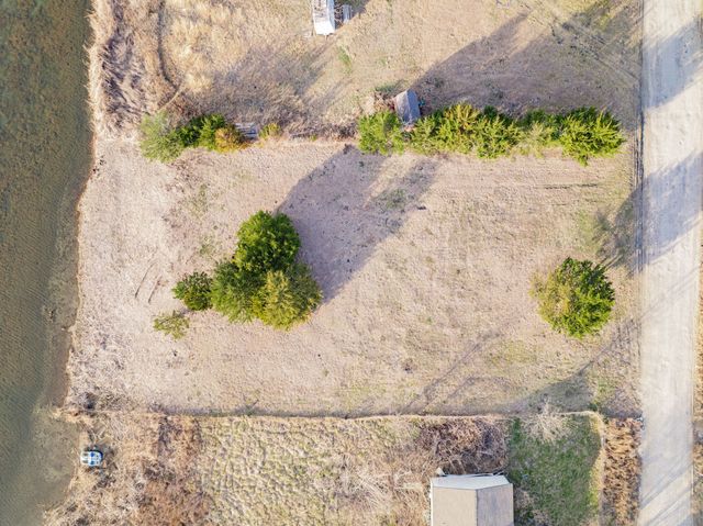 8146 Telegraph Road, Quinlan, TX 75474