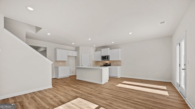 175 White Spruce Way, Newnan, GA 30265